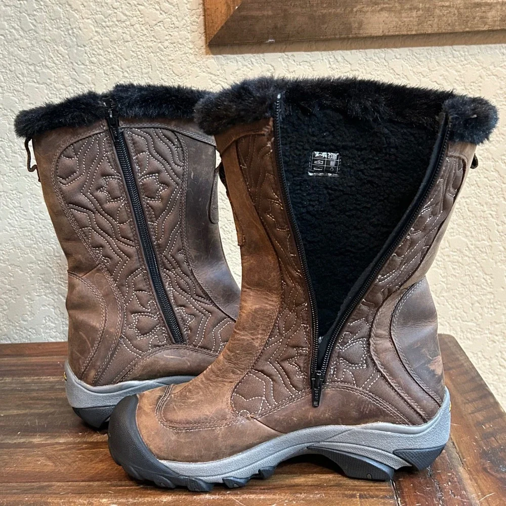 KEEN Bern Baby Bern II Tall Waterproof Boots Womens 9.5 Brown 200g Insulated
